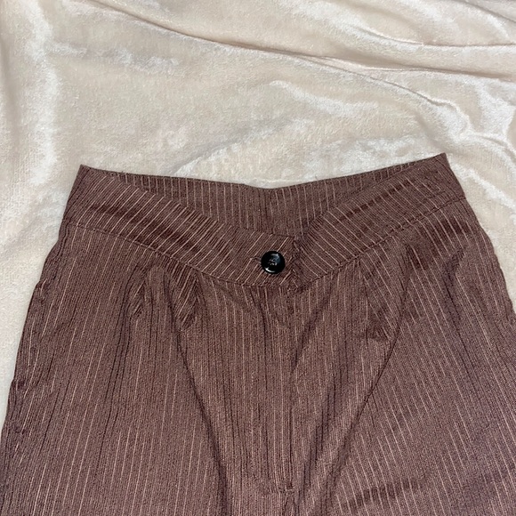 Brown casual trousers - Picture 2 of 3